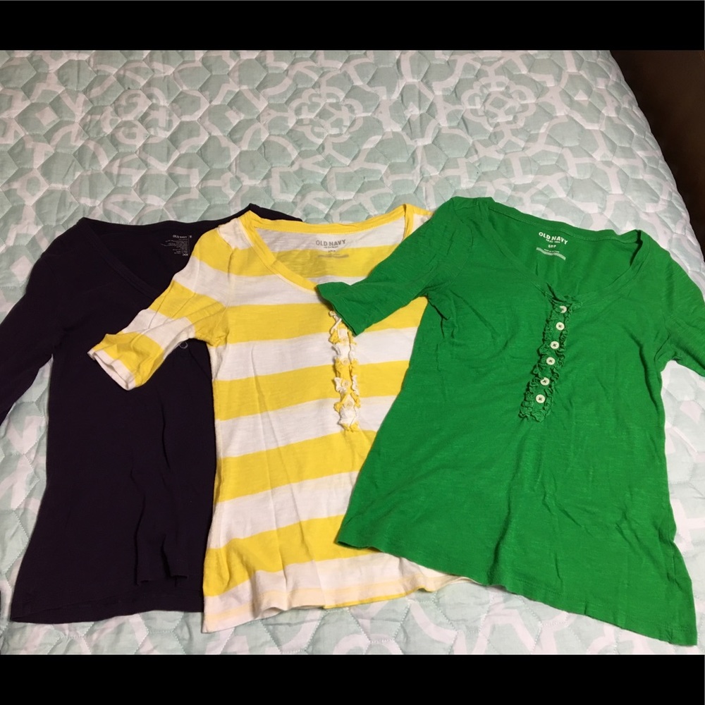 Bundle of three 3/4 sleeve Old Navy shirts